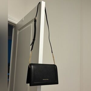 Michael Kors Jet Set Crossbody/Shoulder Bag